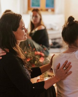 Před pár týdny jsme s mou milou kolegyní @dula_marketa opečovaly skupinu začínajících dul na pobytu, který byl naplněný...